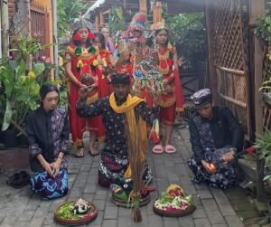 Jelang Hari Tari Sedunia, Topengan Jaranan Bantengan di Promosikan dalam Festival Kampung Budaya Polowijen Ke-8