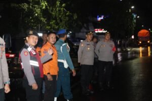 Cegah Premanisme dan Kejahatan Jalanan, Polres Pelabuhan Tanjung Perak Patroli Gabungan