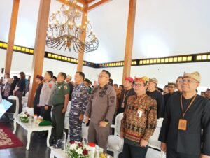 Kasdim 0825/Banyuwangi Hadiri Peluncuran Program “Banyuwangi Hijau” Fase 2 dan 3: Aksi Nyata Demi Lingkungan Berkelanjutan