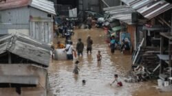 Hujan Deras dan ROB, BPBD Catat 67 RT di Jakarta Tergenang Banjir