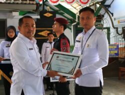 Gagalkan Penyelundupan Narkoba, Lima Pegawai Lapas Banyuwangi Terima Penghargaan