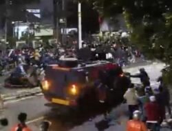 Mobil Rantis Brimob Lindas Ojol di Tengah Ricuh DPR, Satu Tewas Beberapa Luka-Luka