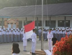 Kapolsek Alasa Jadi Pembina Upacara di SMA Negeri 1 Alasa, Ajak Siswa Jaga Kamtibmas