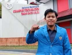 Anak Kuli Bangunan, Herman Rubiyanto Jadi Wisudawan Terbaik Teknik Sipil ITN Malang