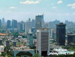 Peringatan Dini Cuaca Ekstrem di Jakarta, BPBD Imbau Warga Siaga Hadapi Potensi Hujan Lebat