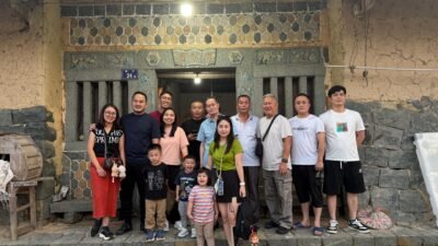 China Private Tour Momen Menemukan keluarga di desa terpencil
