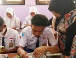 Wabup Sidoarjo Tinjau Program Makan Bergizi Gratis di SMPN 1 dan SMPN 2 Sidoarjo