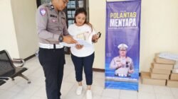 Satlantas Polres Bangkalan Gelar Polantas Menyapa Sosialisasi Biaya PNBP BPKB Dan Berbagi Dalam Jumat Berkah