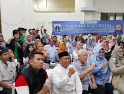 Warga Pondok Bambu Jakarta Timur, Diedukasi Waspada Pinjol dan Judol