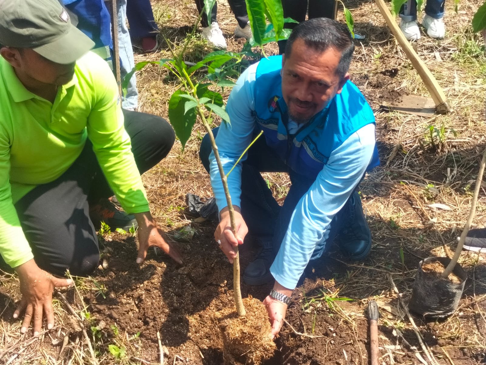 Gerakkan Peduli Lingkungan, 1.000 Pohon Ditanam di Kawasan TPA Supit Urang