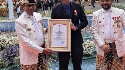 ASTON Inn Batu Raih Lencana Hakaryo Guno Mamayu Bawono Perak atas Inovasi Pengelolaan Sampah Berkelanjutan