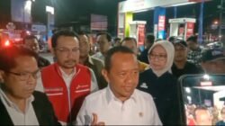 Menteri ESDM Bahlil Lahadalia Tinjau SPBU di Malang Pastikan Kualitas BBM Aman dari Campuran Air