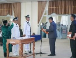 Resmi Lantik Dua PAW Kades. “Fokus Pelayanan Demi Kemajuan Desa,” Ucap Bupati Kerinci