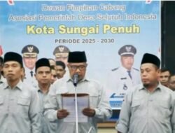 Walikota Sungai Penuh Lantik Pengurus APDESI Periode 2025-2030
