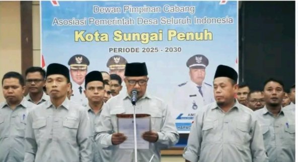Walikota Sungai Penuh Lantik Pengurus APDESI Periode 2025–2030