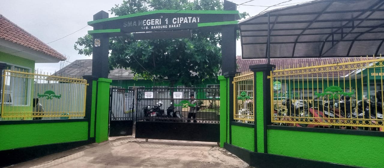Dugaan Praktik Penjualan Seragam di SMAN 1 Cipatat, Diduga Langgar Surat Edaran Disdik Jabar