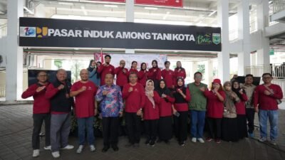 RSUD Karsa Husada Batu Gelar Bakti Sosial di Pasar Induk Among Tani