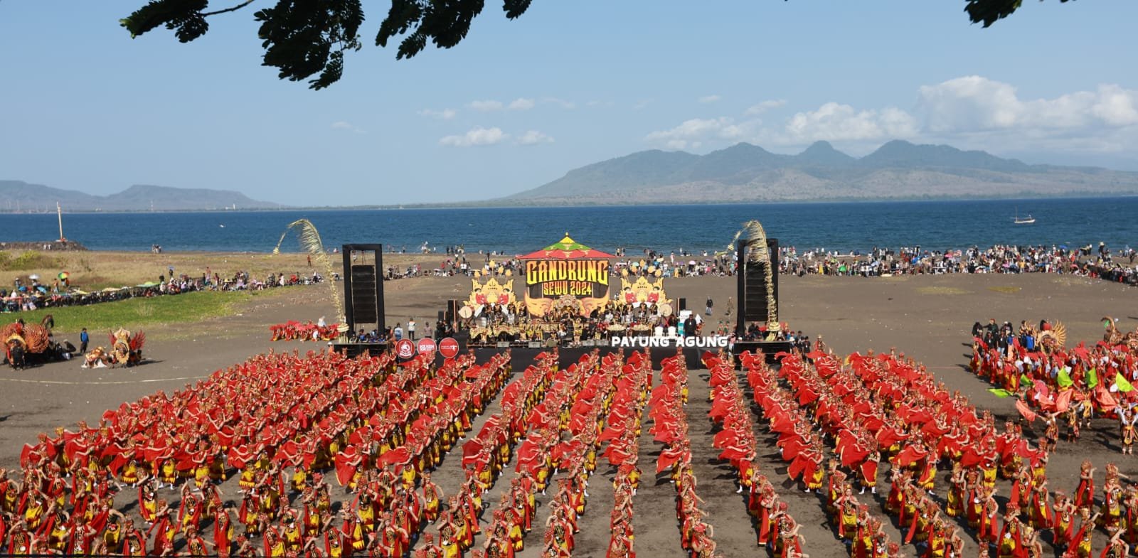 Gandrung Sewu 2025 Siap Guncang Banyuwangi, Ribuan Penari Bakal Menari di Pantai Marina Boom!