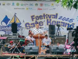 Festival Sate Kerang Gresik 2025, Wabup Alif Resmikan Koperasi Desa Merah Putih dan Panen Udang Vaname