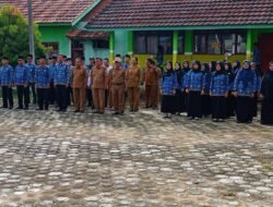 Pemerintah Kecamatan Negeri Agung Menggelar upacara memperingati hari pahlawan yang ke 80 di halaman SMA N1 negeri Agung