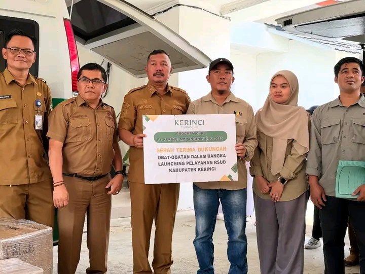 PLTA KMH Serahkan Bantuan Obat dan Bahan Medis ke RSUD Kabupaten Kerinci PLTA Kerinci Merangin Hydro