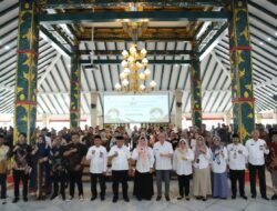 Dorong Generasi Sehat dan Cerdas, Bupati Malang Serahkan Sertifikat Laik Higiene Sanitasi Dapur MBG