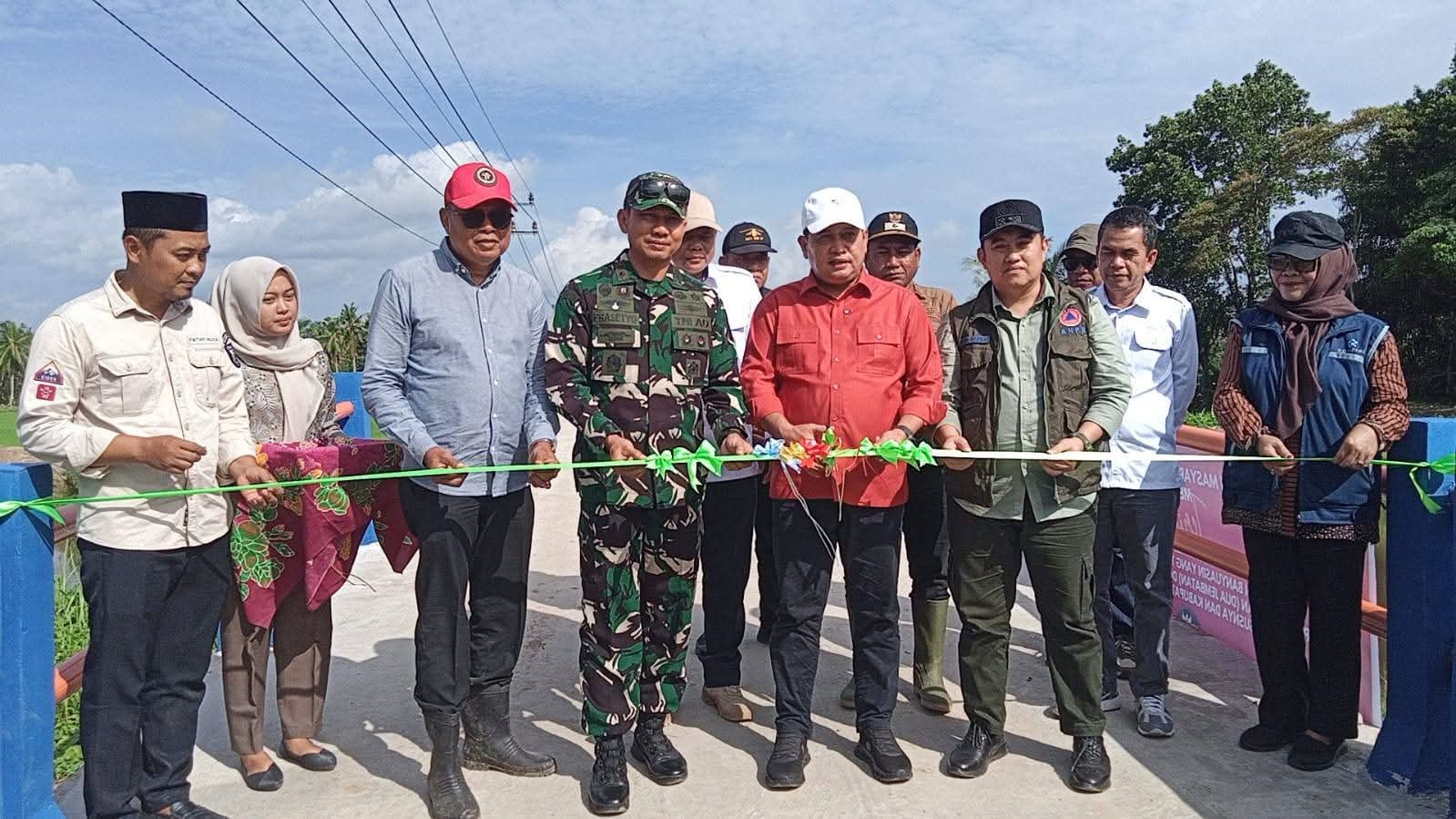Bupati Banyuasin Resmikan Jalan Penghubung Desa Bintaran
