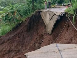 Dua Akses Jalan di Sendang Tulungagung Longsor, Satu Ruas Putus Total
