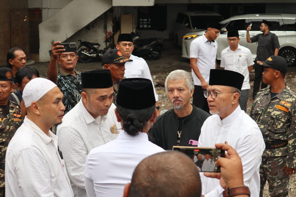 Kehangatan Silaturahmi Menko Pangan di Ponpes Al Khoziny Sidoarjo