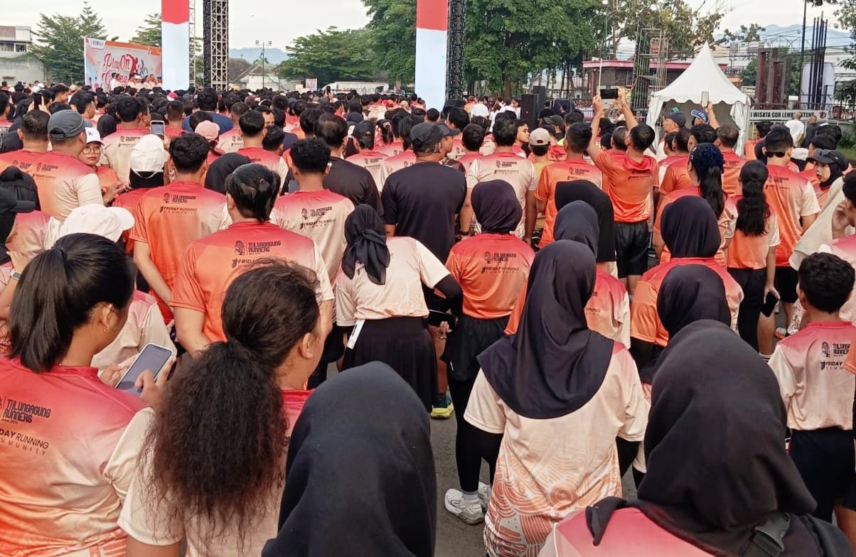 Playon Gayeng 2025 Serbu Tulungagung, Ribuan Warga Tumpah Ruah di GOR Lembu Peteng