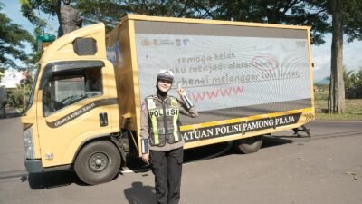 Satlantas Polres Malang Luncurkan “Zebratron”, Edukasi Tertib Lalu Lintas Lewat Videotron Keliling