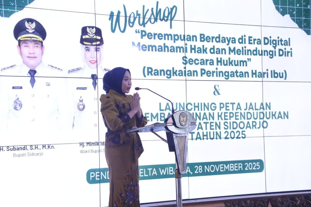 Keterangan Foto: Ketua TP PKK Sidoarjo dr. Sriatun Subandi saat memberikan sambutan