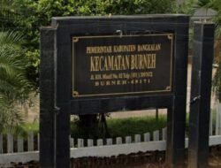 Oknum THL Kecamatan Burneh Inisial S Diduga Terlibat ‘Permainan Proyek’, Publik Desak Inspektorat Bangkalan Turun Tangan