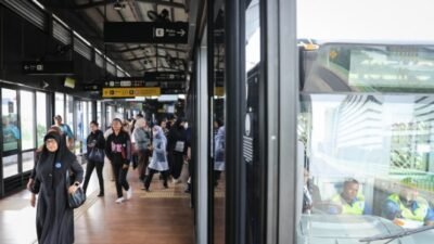 Bagi Pekerja Bergaji Rp.6,2 Juta Bisa Naik MRT, LRT, dan BRT Gratis, Ini Syaratnya