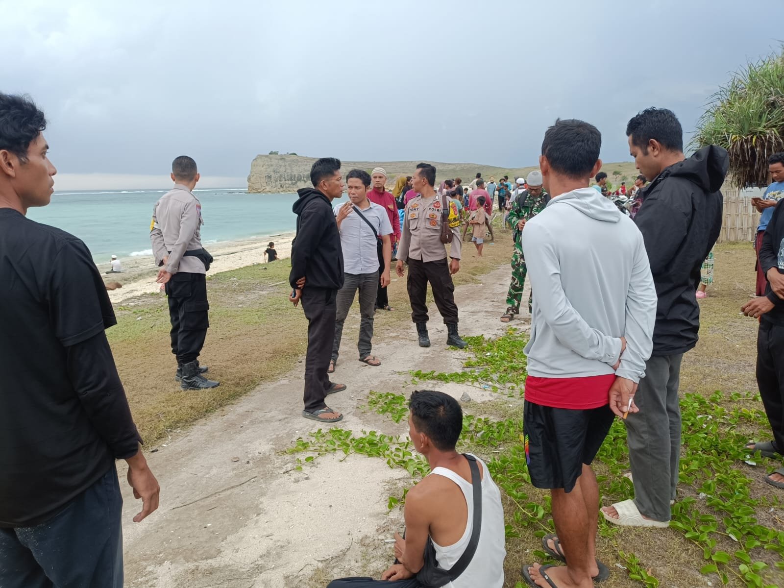 Kadus Pemantek Lauk Hilang Terseret Ombak di Pantai Tabuan, Pencarian Terus Dilakukan