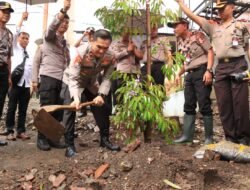 Serdik Sespimma Polri Tanam Pohon dan Lepas Ratusan Burung di Polres Malang
