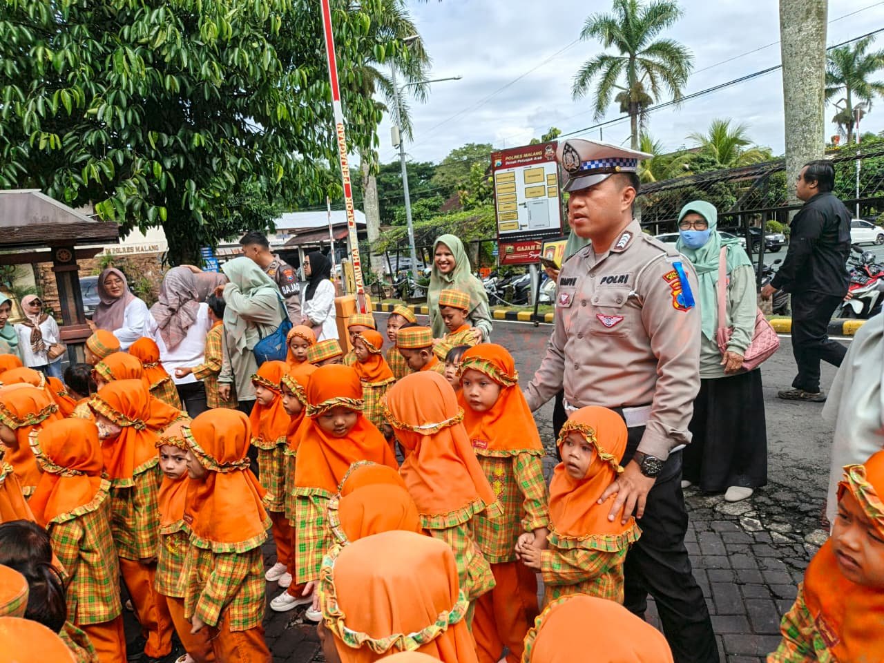 Satlantas Polres Malang Ajak 137 Murid TK Belajar Tertib Lalu Lintas