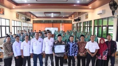 DPD SWI Sidoarjo Bersama Kominfo Sosialisasi Digital Melawan Hoax di SMPN 2 Waru