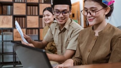 BSU Kemenag 2025 Akhirnya Cair! Ini Syarat dan Cara Cek Status Pencairan untuk Guru Madrasah Non-ASN