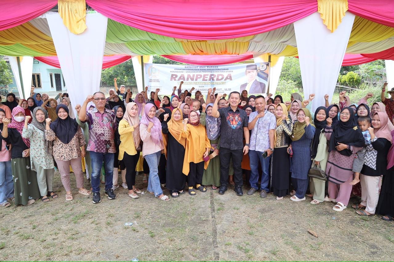 Darma Putra Rangkuti Sosialisasikan Ranperda Pertanian Organik di Simalungun