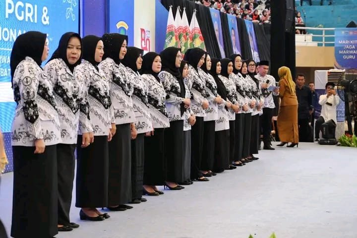 HUT PGRI Ke-80 Sumsel, Nabila Askolani Dikukuhkan sebagai Ibunda Guru Kabupaten Banyuasin