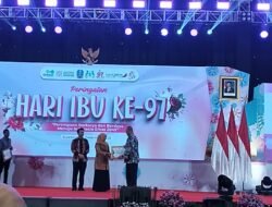 Komitmen Lindungi Perempuan dan Anak, Kabupaten Bangkalan Raih Penghargaan dari Gubernur Jatim