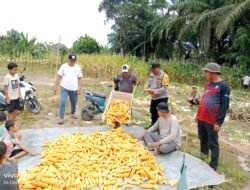 Pastikan Kesiapan Pengamanan Nataru 2025, Kabag SDM Polres Ogan Ilir Cek Pos Pam Desa Lorok