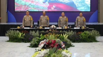 Polda Jatim Pastikan Kamtibmas Kondusif hingga Akhir 2025, Kapolda Tekankan Sinergi dan Empati Sosial