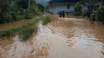 Banjir Kembali Rendam Jorong Benteng, Warga Diminta Waspada
