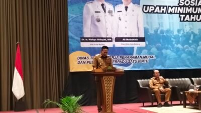 Wali Kota Wahyu Hidayat Sahkan Kenaikan UMK Malang 2026 Menjadi Rp3,7 Juta