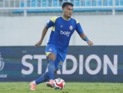 Arema FC Putuskan Pinjamkan M Rafli, Langkah Strategis Jaga Karier dan Daya Saing Tim