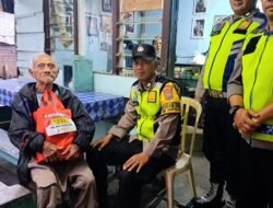 Patroli Dialogis Polsek Muntilan: Sembako untuk Warga + Pesan Kamtibmas Langsung ke Masyarakat