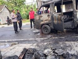 ANGKUT BBM SEBUAH MOBIL CARRY HANGUS TERBAKAR DI SPBU BOROBUDUR