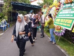 Suasana Jelang  Kedatangan Jemzah Di Rumah Duka Magelang